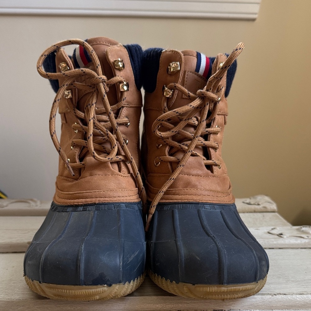 Tommy Hilfiger Duck boots